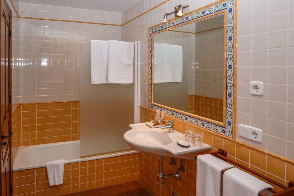 Apartamentos อันดริน ภายนอก รูปภาพ
