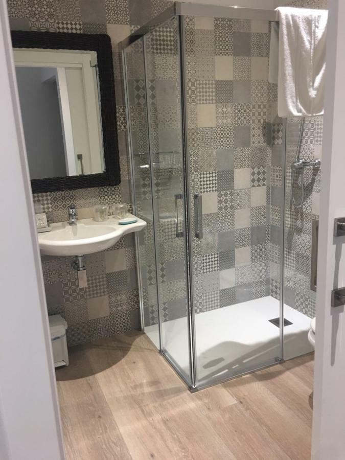 Apartamentos อันดริน ภายนอก รูปภาพ
