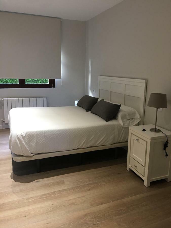 Apartamentos อันดริน ภายนอก รูปภาพ