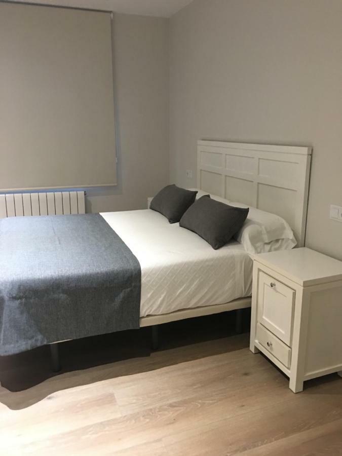 Apartamentos อันดริน ภายนอก รูปภาพ